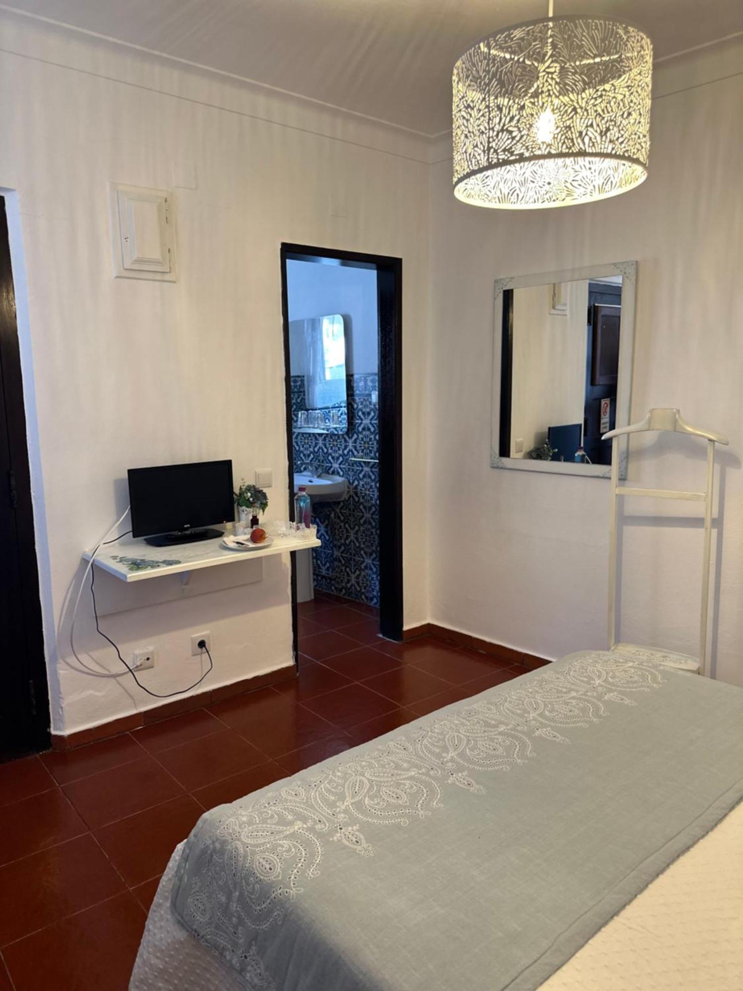 לינה וארוחת בוקר אובידוס Casa Do Poco מראה חיצוני תמונה